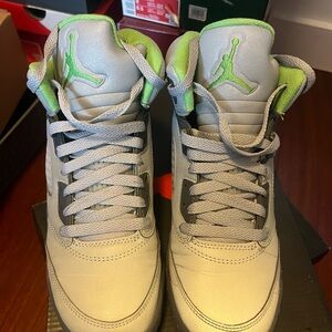 Jordan 5 green bean